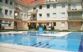 Relax Wellness Apartman Hajduszoboszlo
